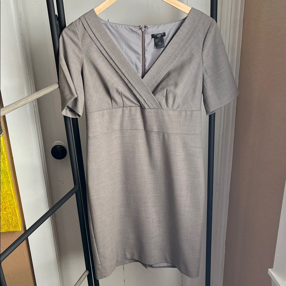 Ann Taylor Women’s Brown Career Dress